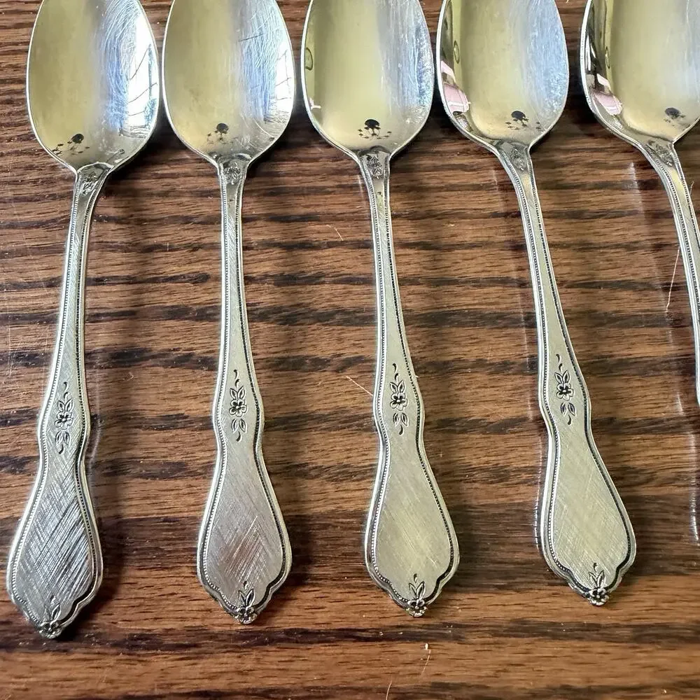 Oneida Morning Blossom Dinner Soup Spoons Profile Stainless Silverware Set of 8 - Picture 2 of 5